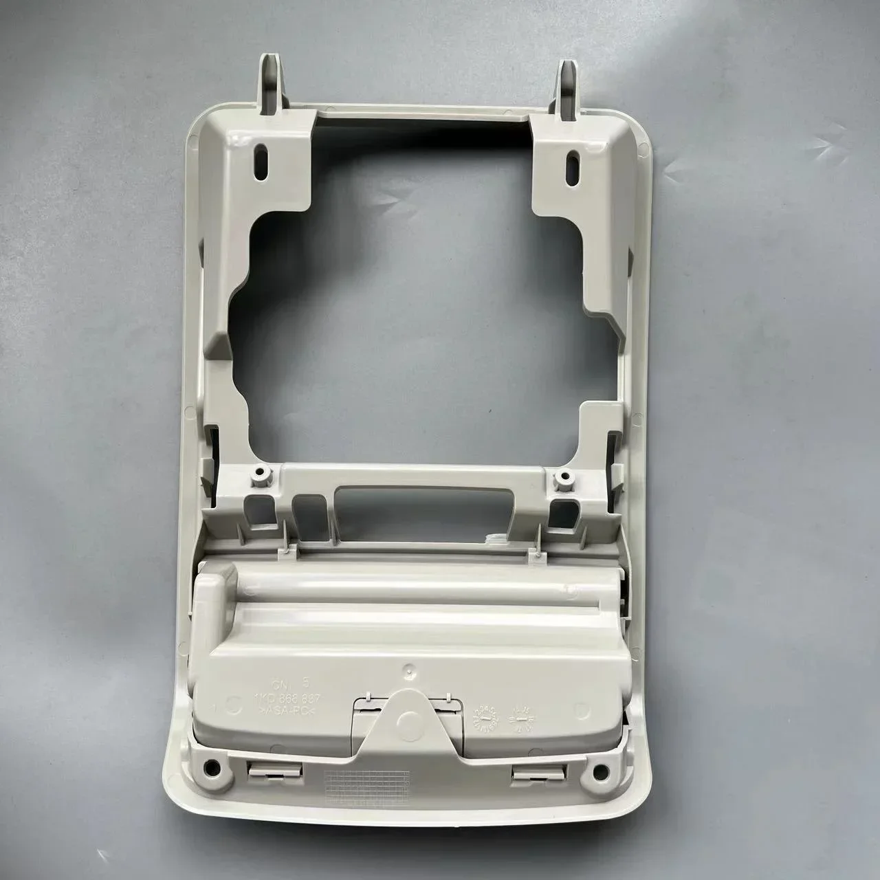 Porta Occhiali da Sole per VW  - Golf Glove Cadet recensione e prezzo