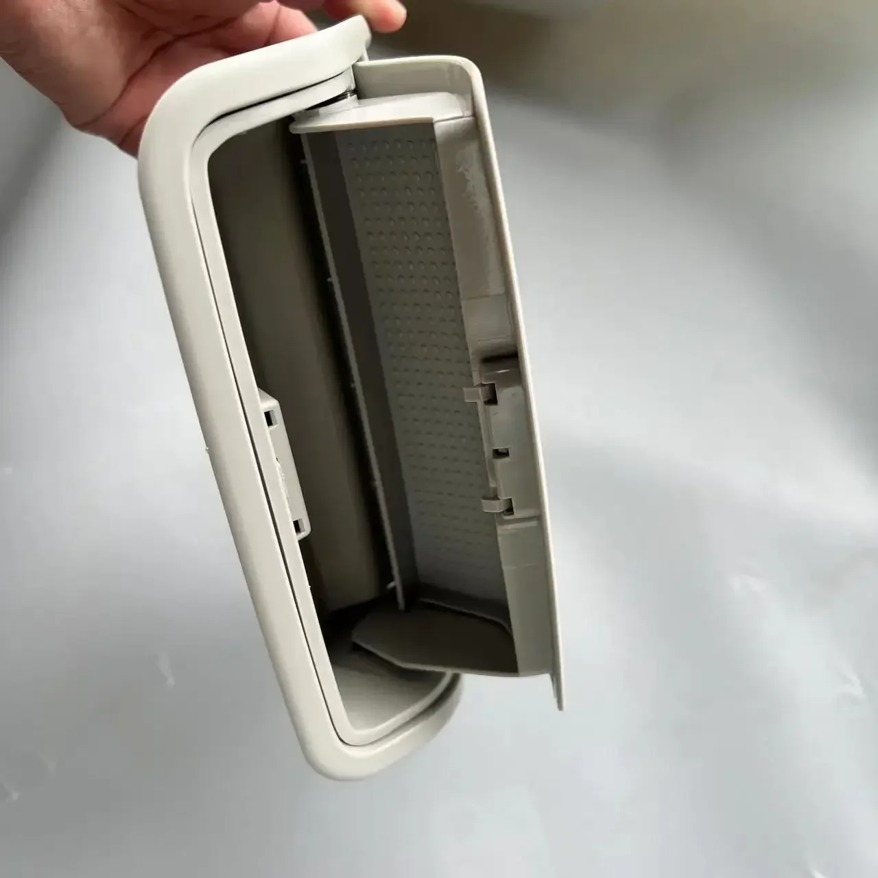 Porta Occhiali da Sole per VW  - Golf Glove Cadet recensione e prezzo